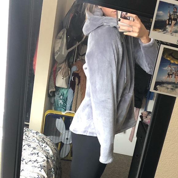 The North Face Osito pullover - Picture 4 of 8